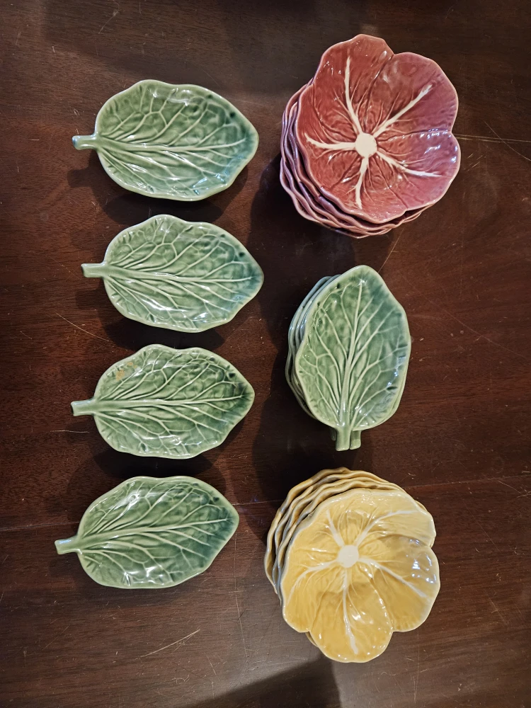 Vintage Cabbage Leaf Bowls and Spoon Rests