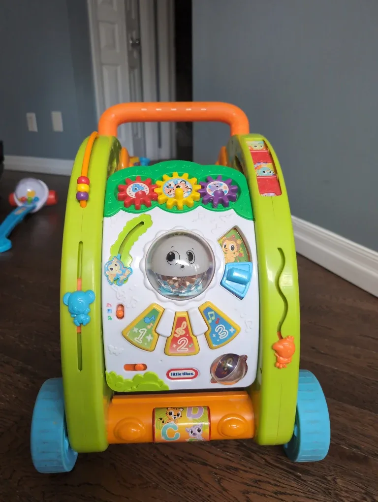 Little Tikes Light 'n Go Activity Walker image indicator(2)
