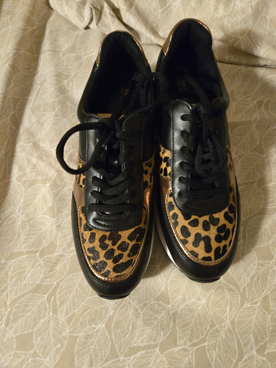 Michael Kors Sneakers Size 7.5