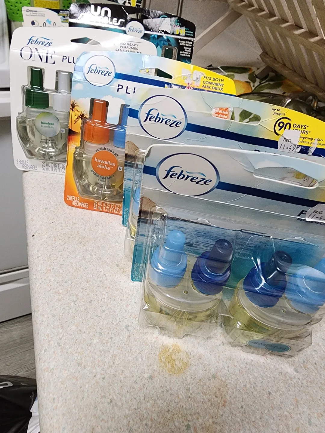 Febreze ONE Plug Refills - Bamboo, Hawaiian Aloha image indicator(2)