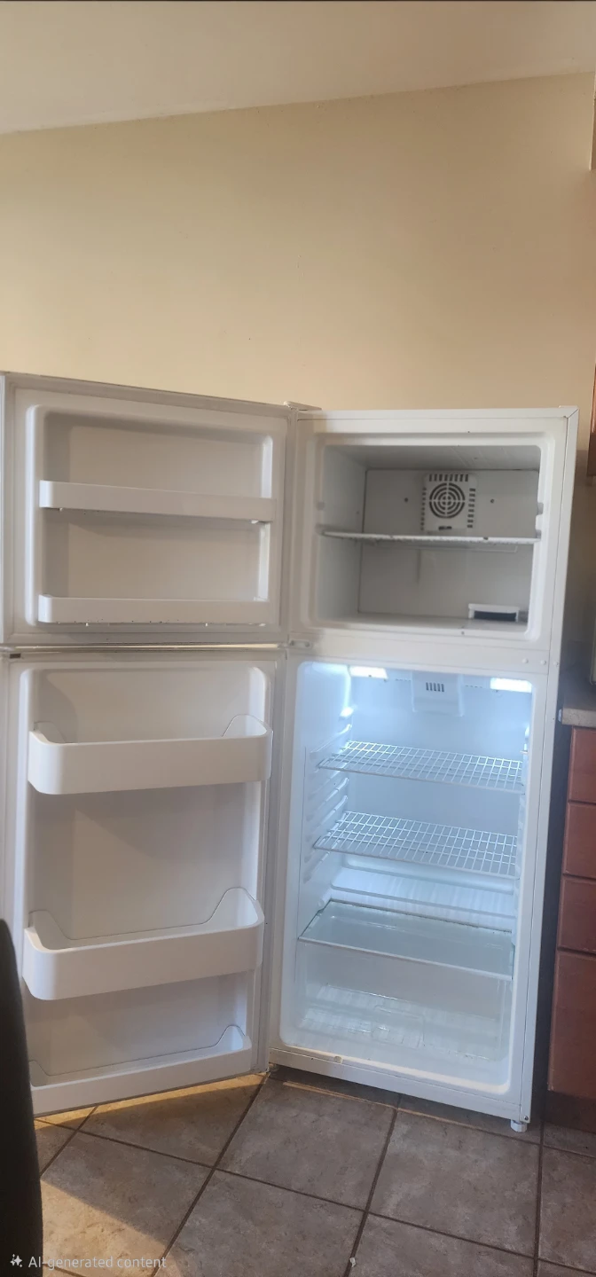 10.1 cb ft Compact White Fridge