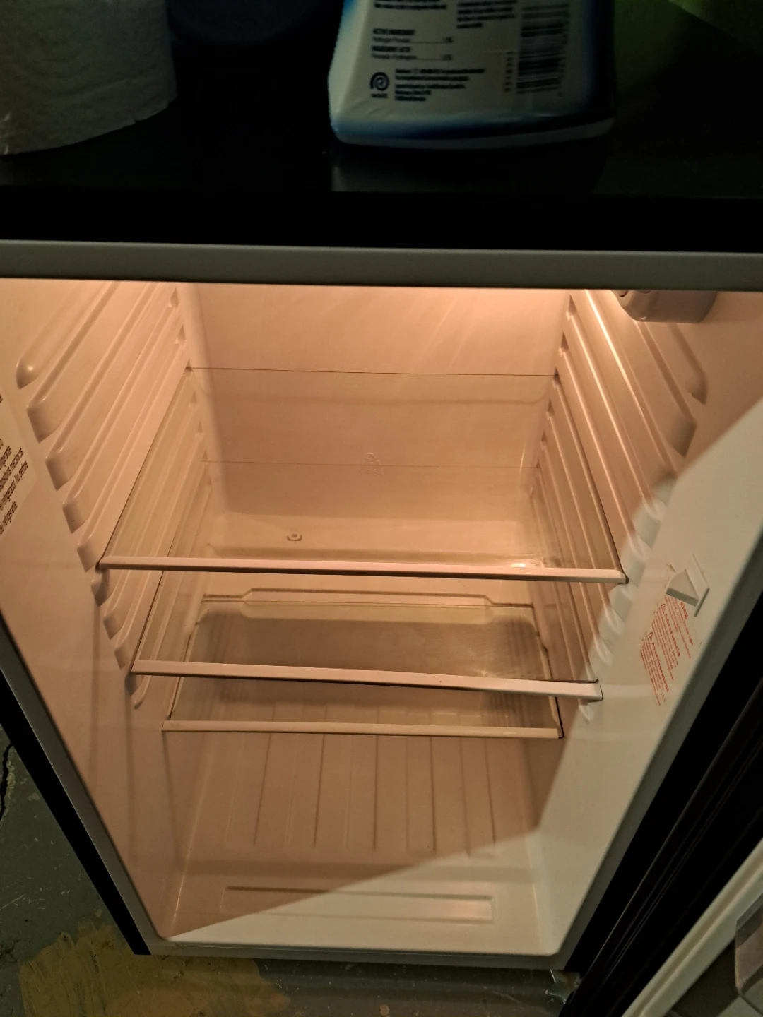 Hamilton Beach Compact Mini Fridge - photo 4