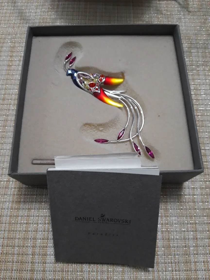 Daniel Swarovski Paradise Brooch image indicator(2)