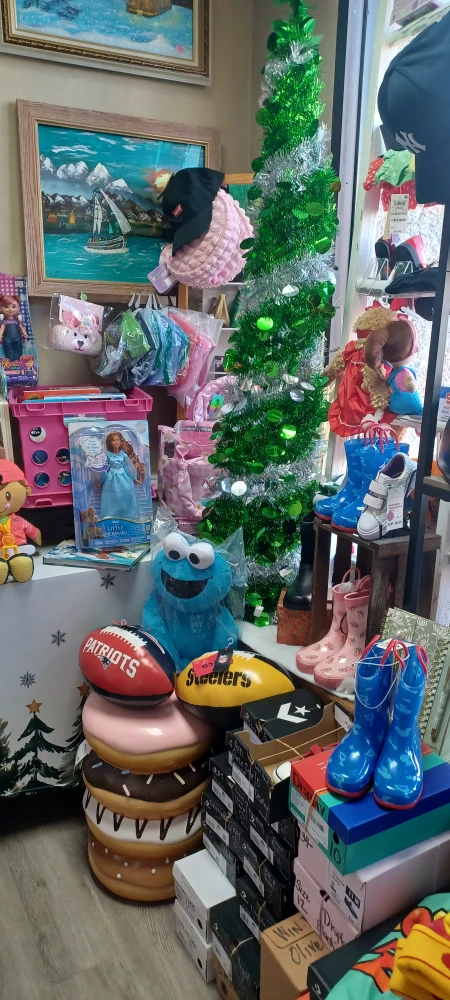 Assorted Plush Toys, games, books puzzles