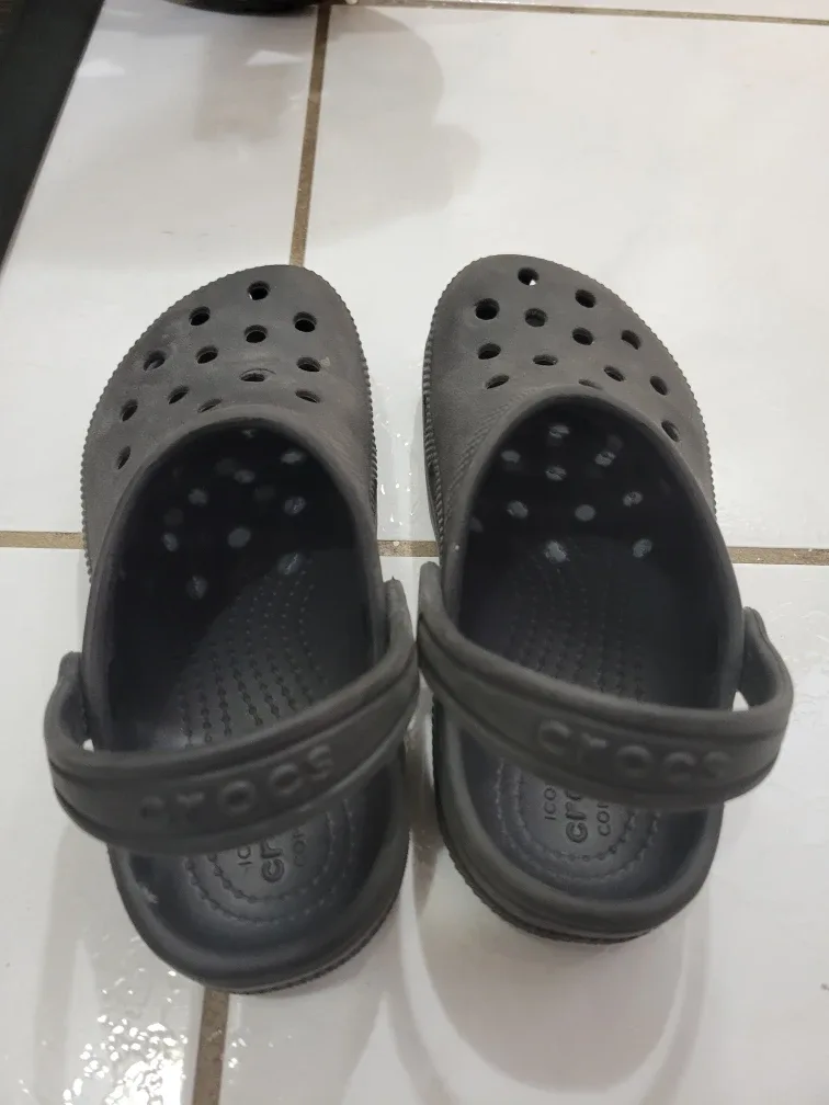 kids Crocs - size 13 image indicator(2)