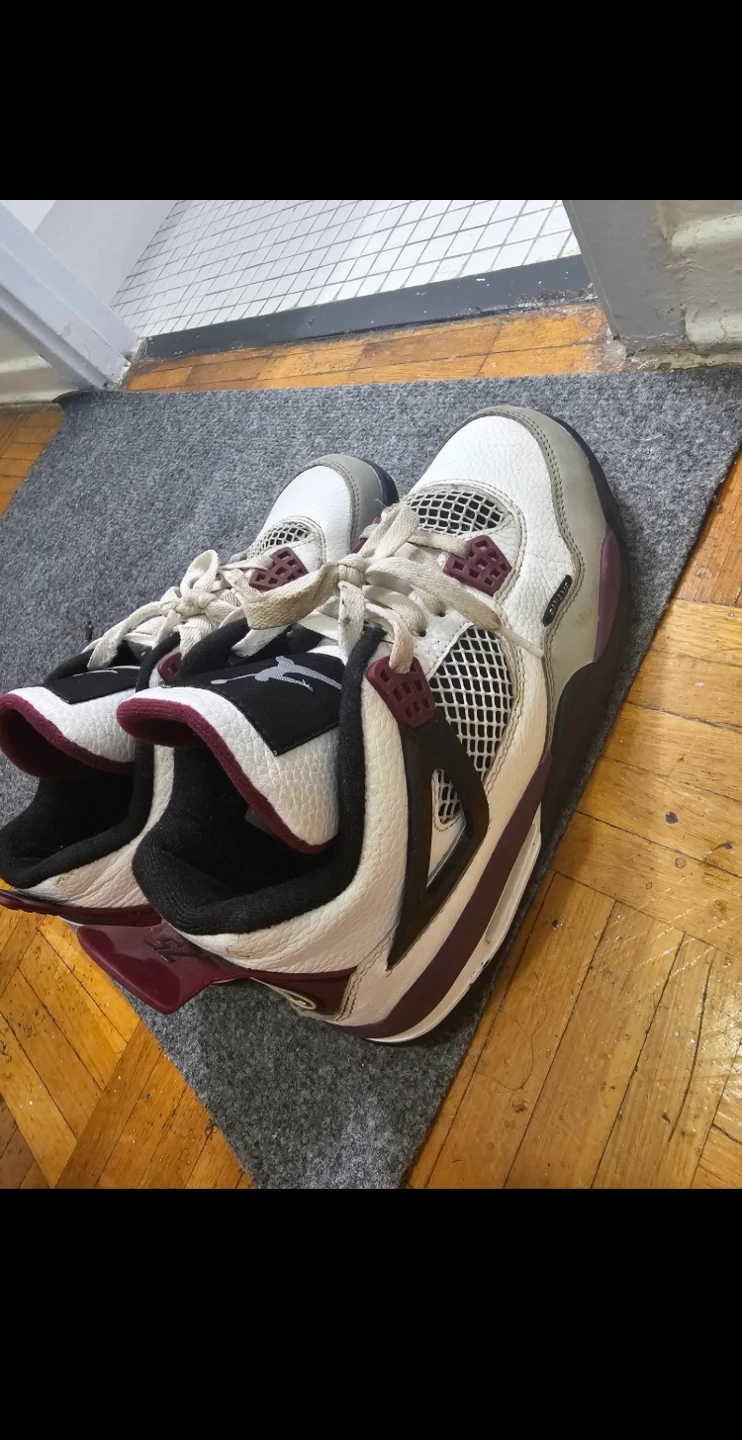 Air Jordan 4 Retro Paris Saint-Germain Size 7.5