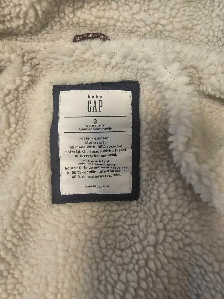 Baby Gap Winter Coat - Size 3 Years image indicator(3)