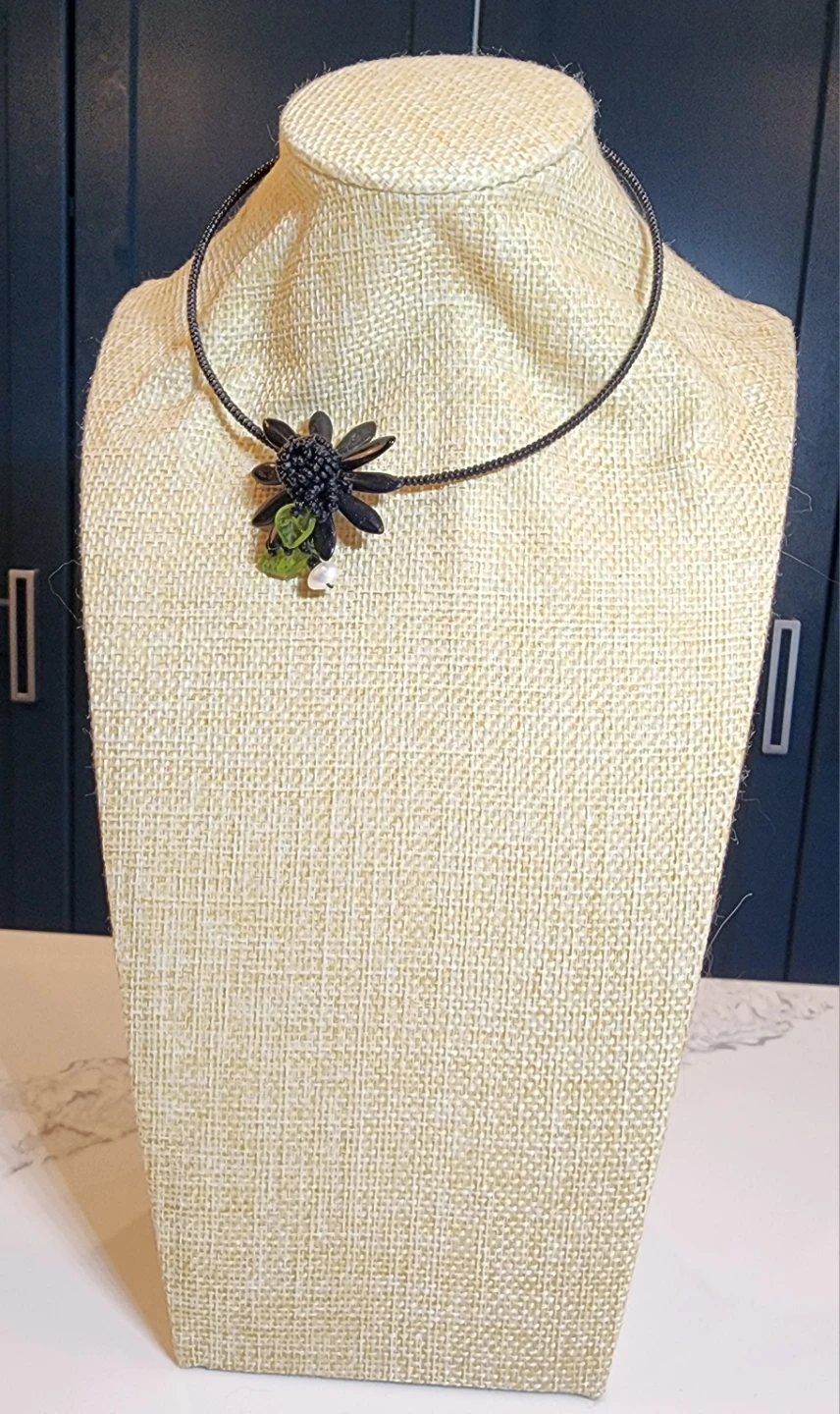 Black Flower Beaded Choker Necklace - photo 4
