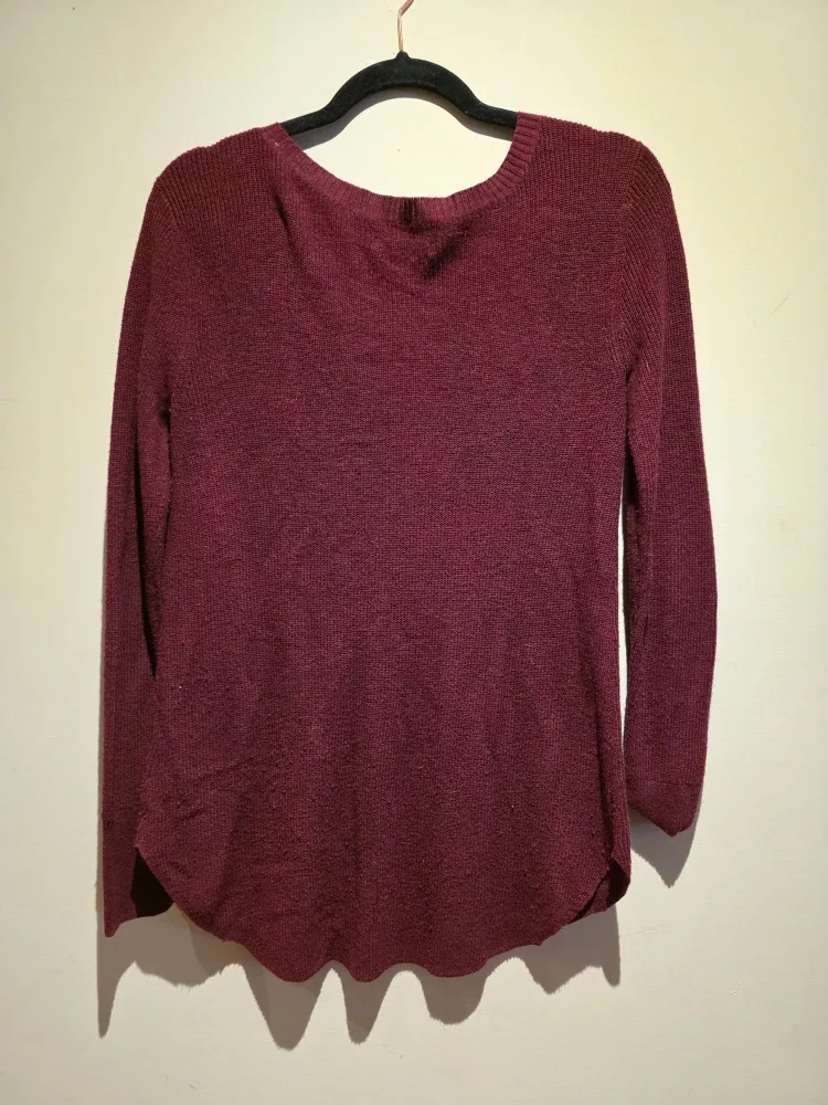 American Eagle Burgundy Sweater - Size M image indicator(2)