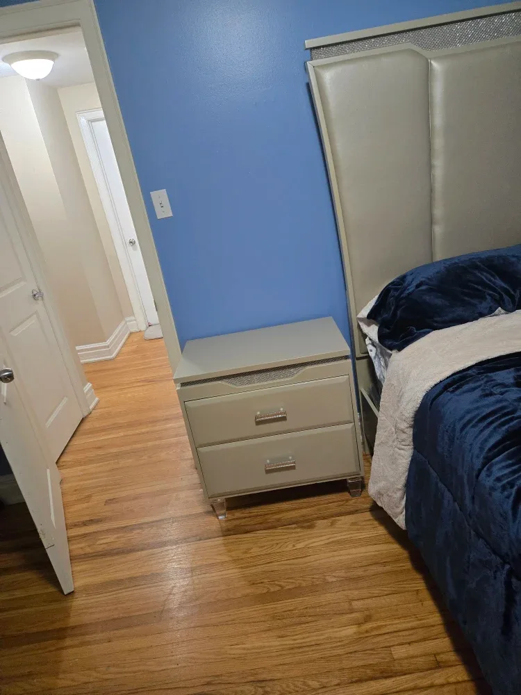 Bedroom Set - Bed, Dresser, Nightstand
