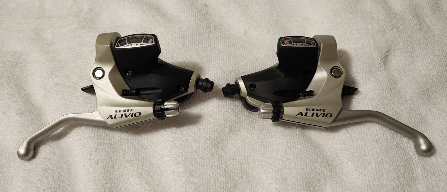 Shimano Alivio ST-M410 3x8/24 Speed Bike Brake Shifter Set