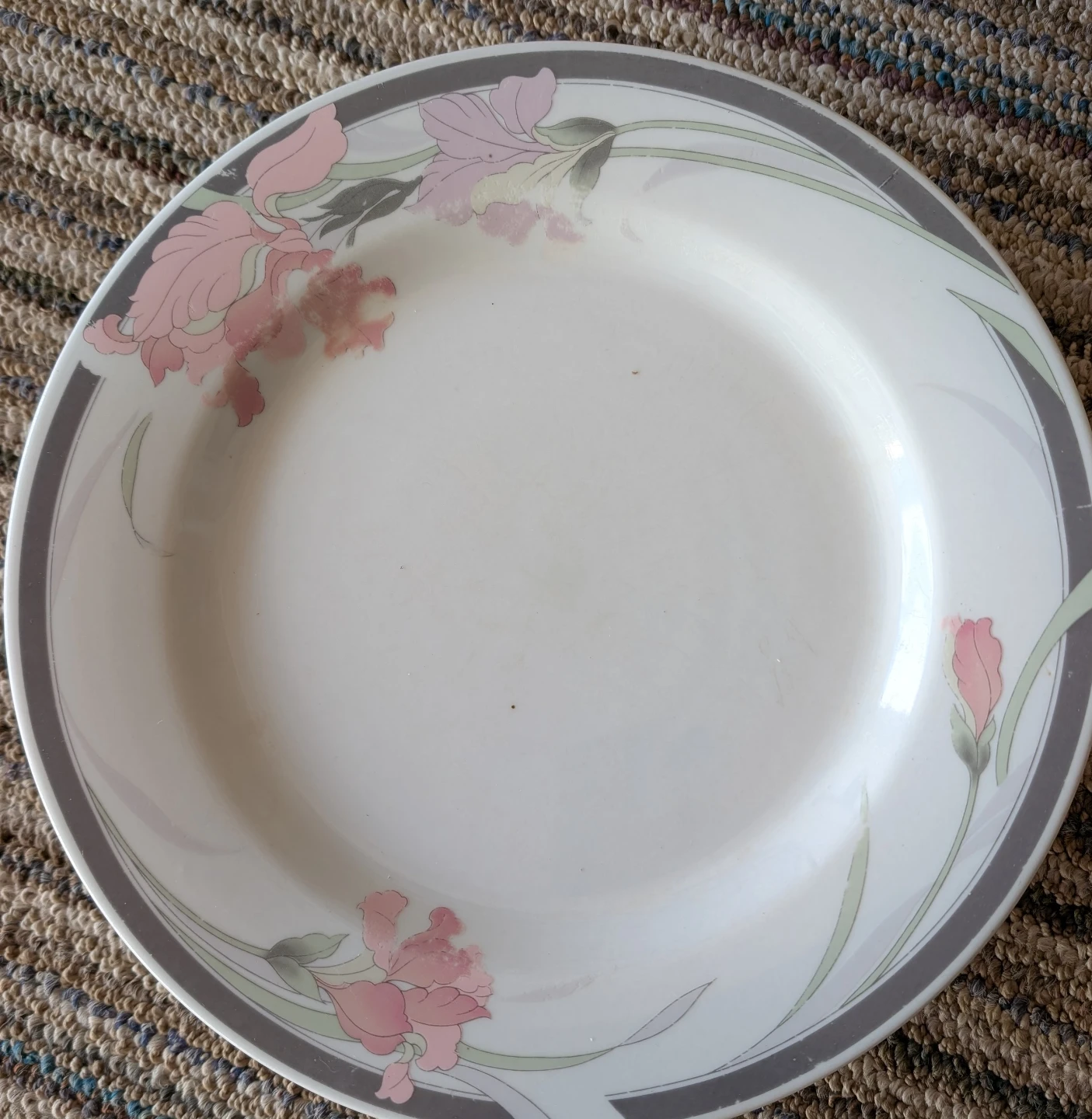 Dinner Plate - photo 2