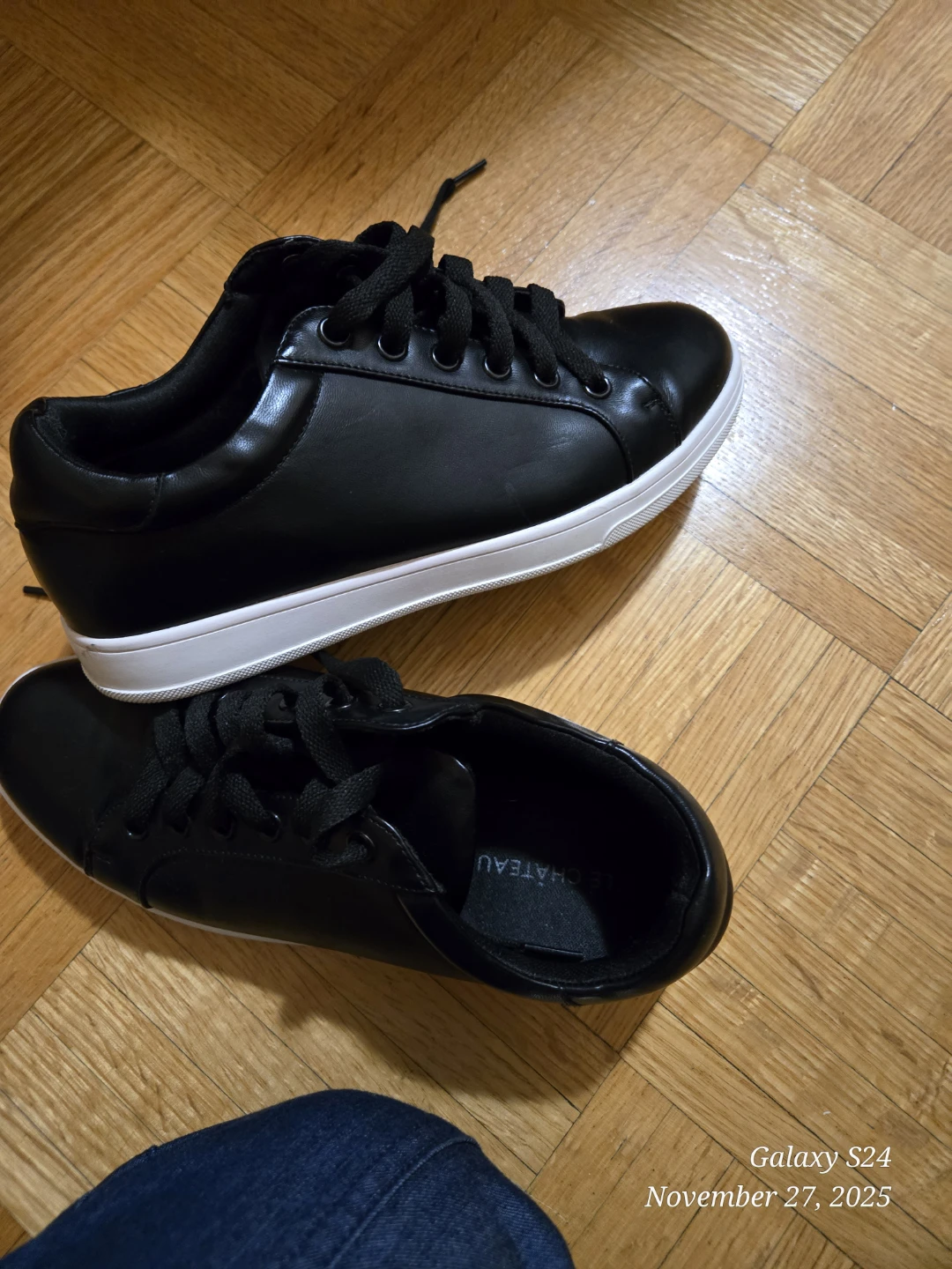 Le Chateau Black Sneakers #Cleanout
