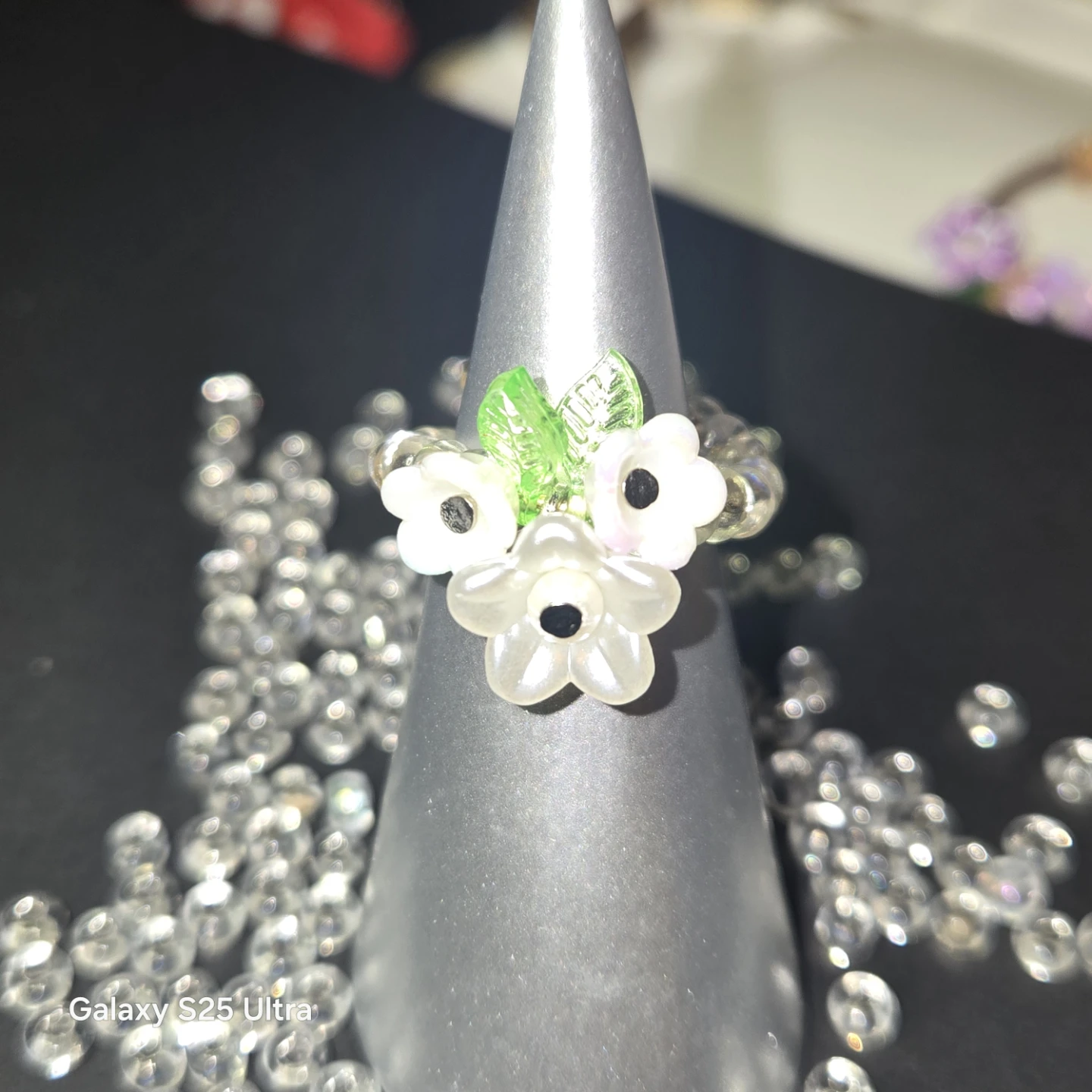 Handmade Beaded Flower Ring - photo 3