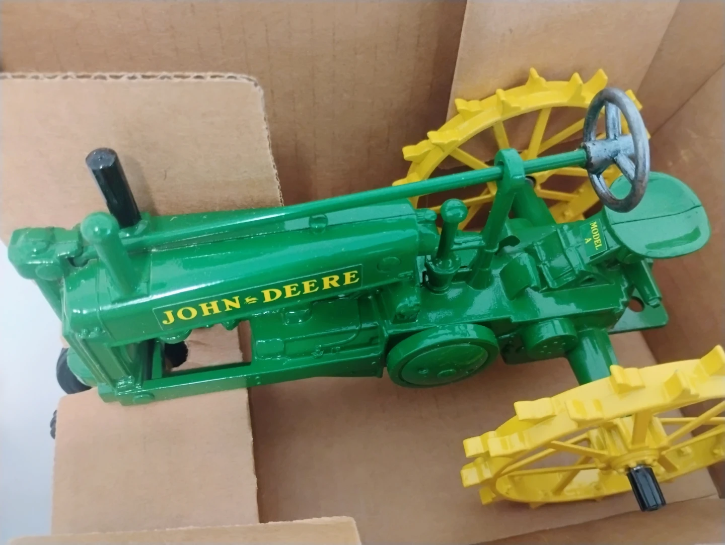 John Deere Model A Tractor Figurine - photo 2