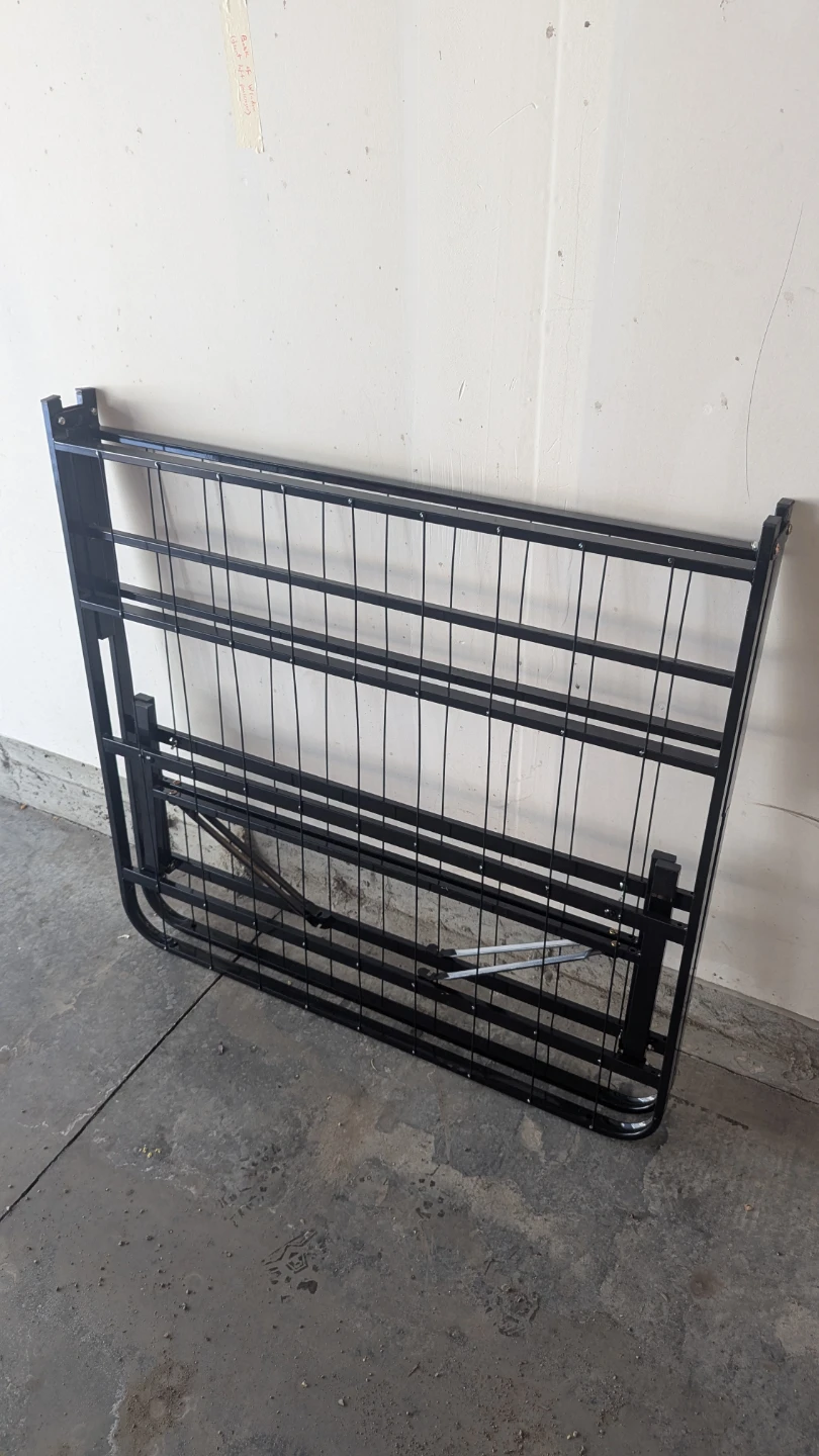 Single bed frame, metal