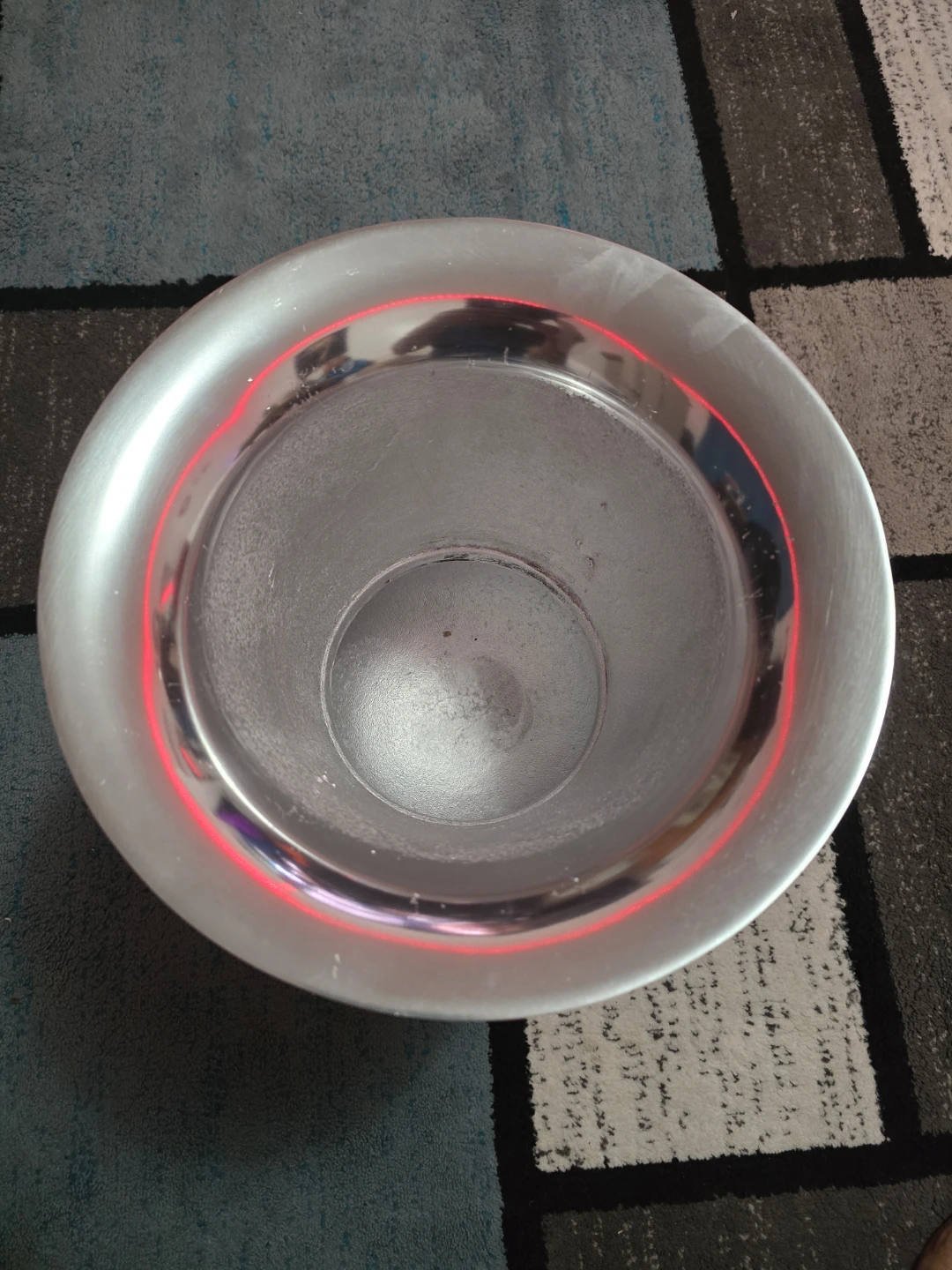 Silver Metal Vase - photo 2