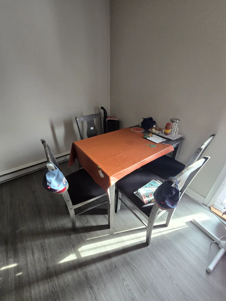 Dining table with 4 chairs