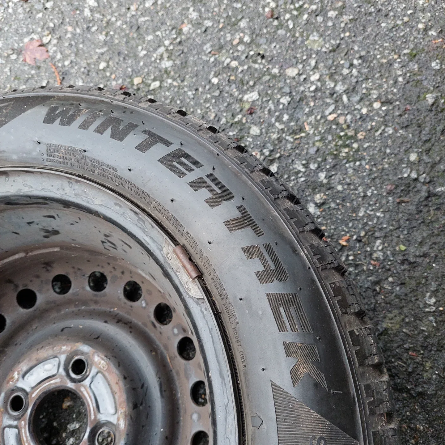 2x Winter Trek Radial Tubeless Tire 175/65R14