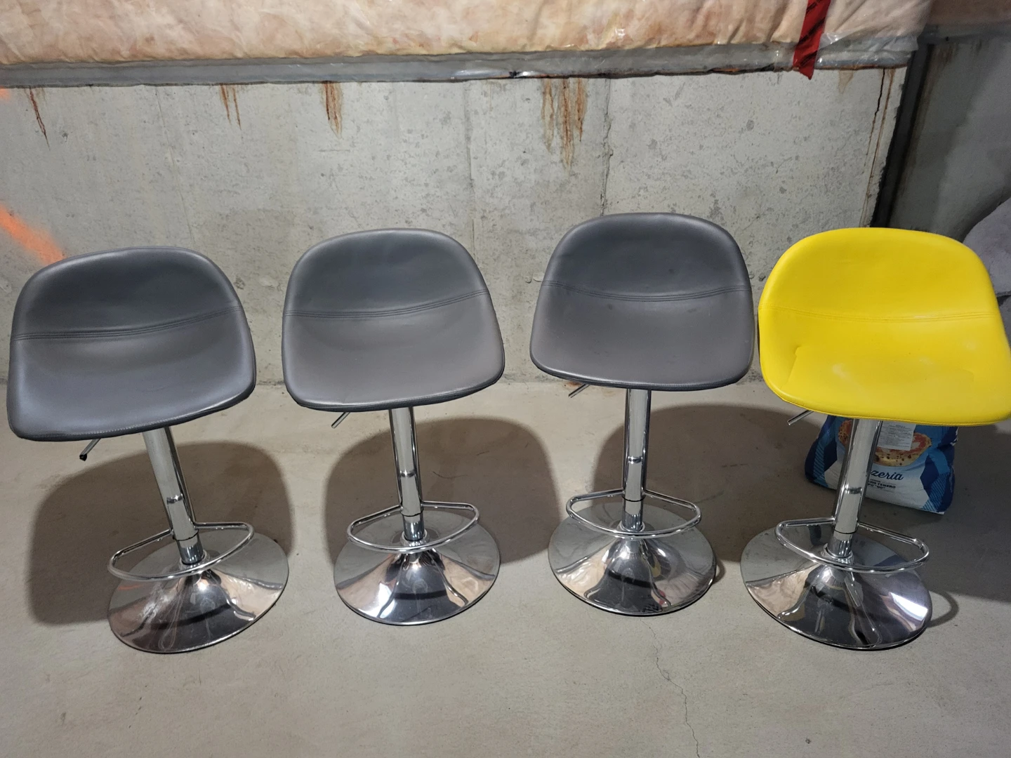 Set of 4 Bar Stools - Grey & Yellow - photo 2
