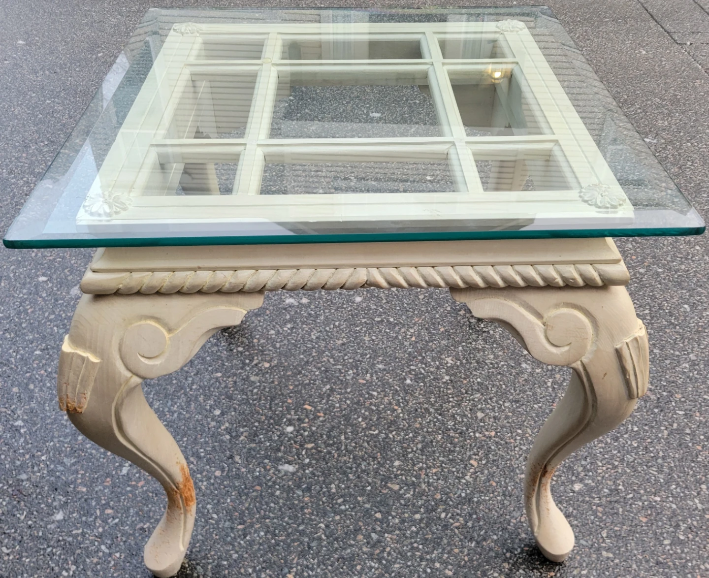 Beautiful Glass Top End Table / Side Table. - photo 2