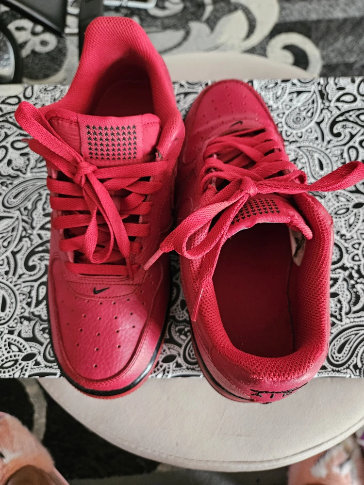 Nike Air Force 1 Red Sneakers