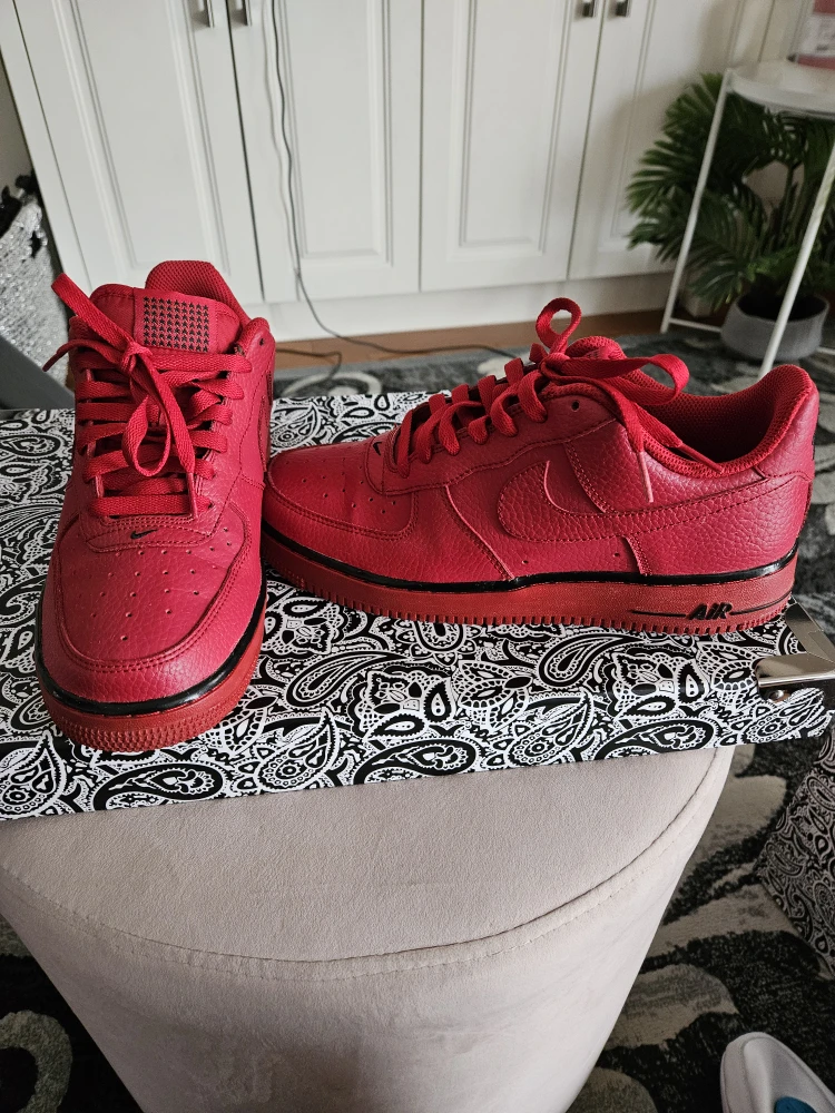 Nike Air Force 1 Red Sneakers - photo 3