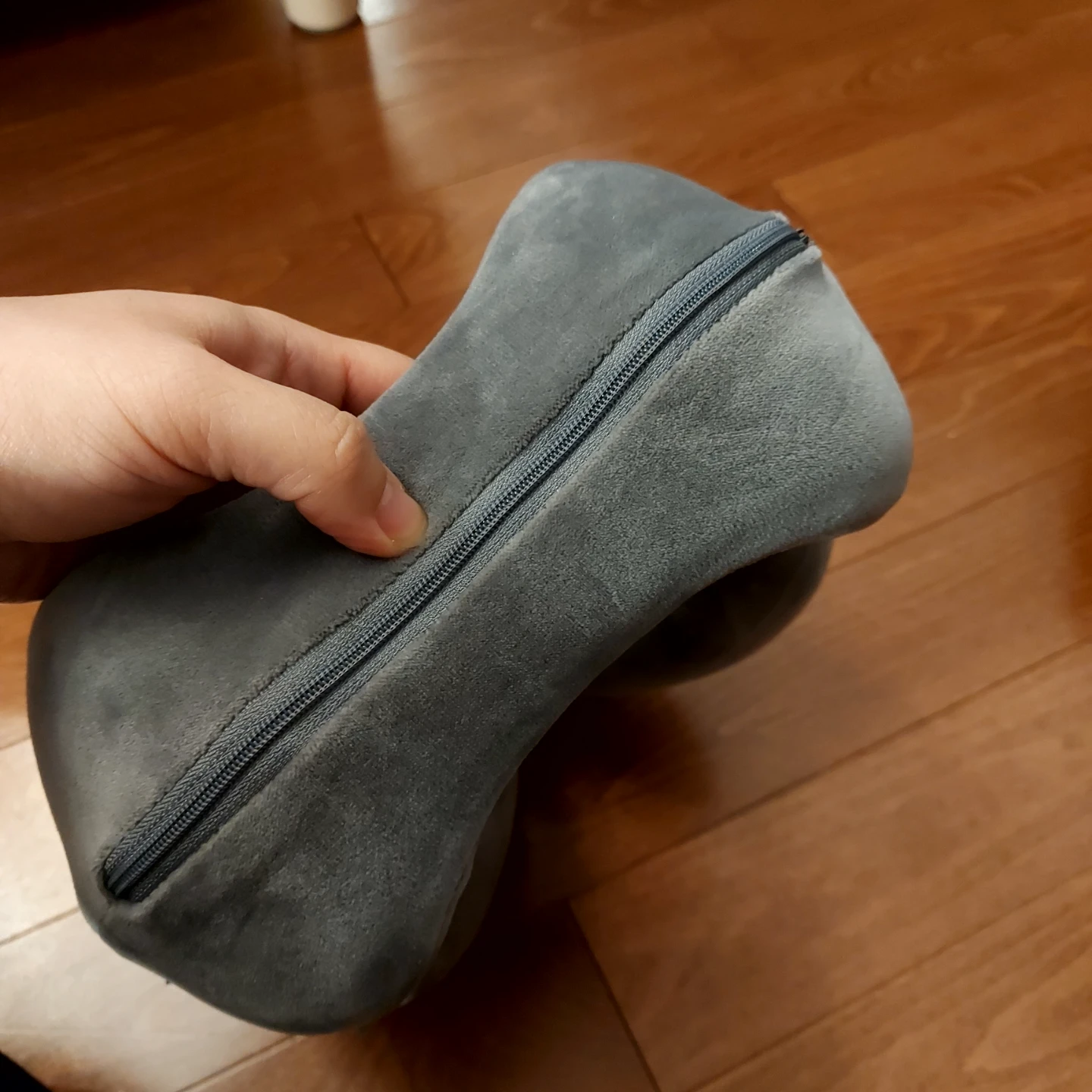 Brookstone Grey Travel Neck Pillow - photo 4