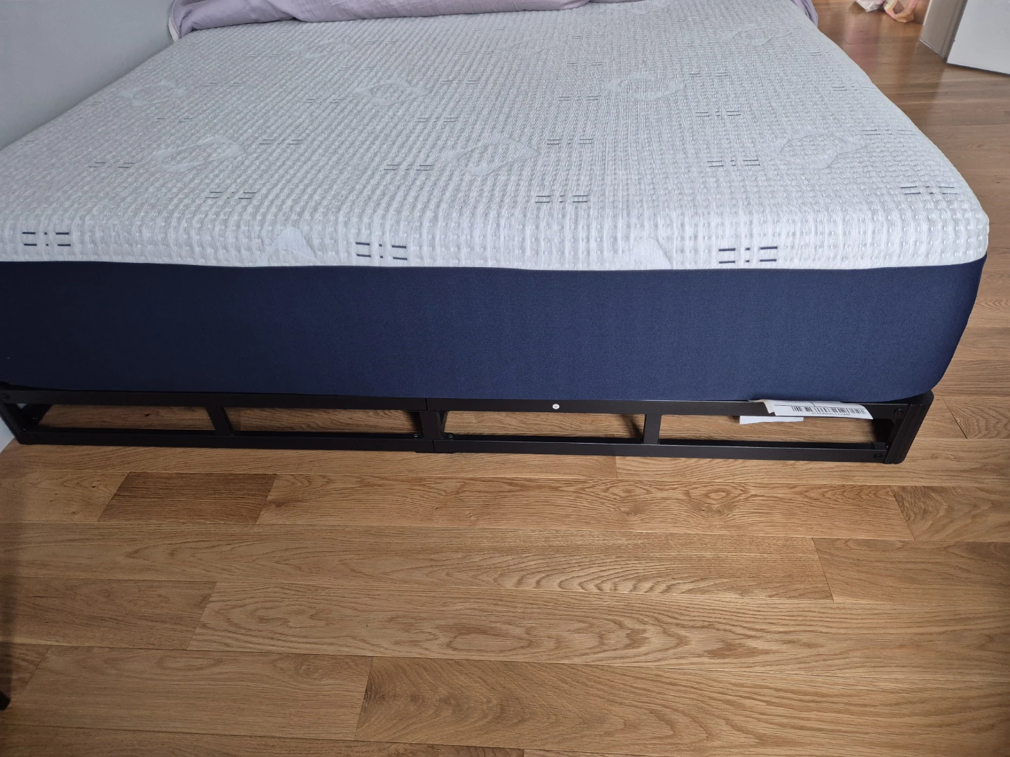Sealy Sleepy's Plush 12" Queen Mattress and Frame - photo 2