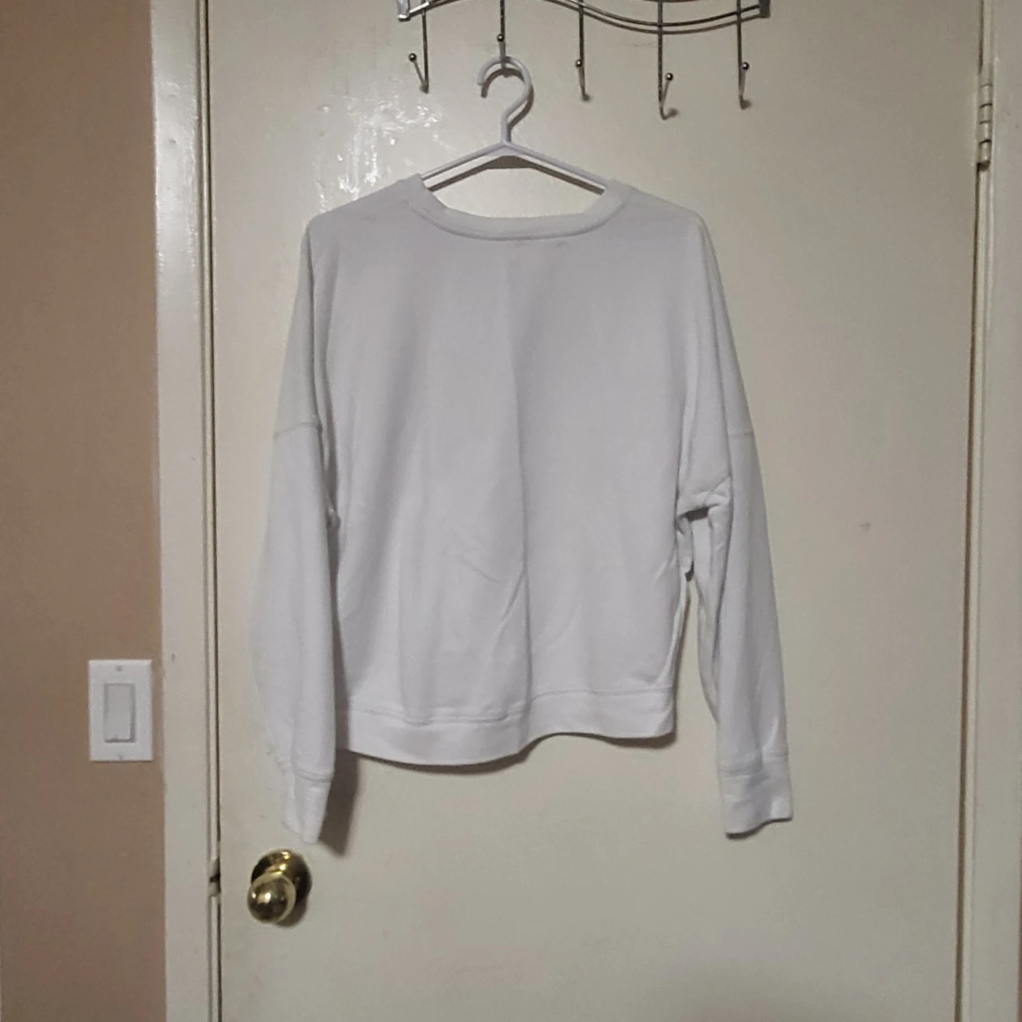 Fabletics White Cropped Sweatshirt - Size M - photo 2