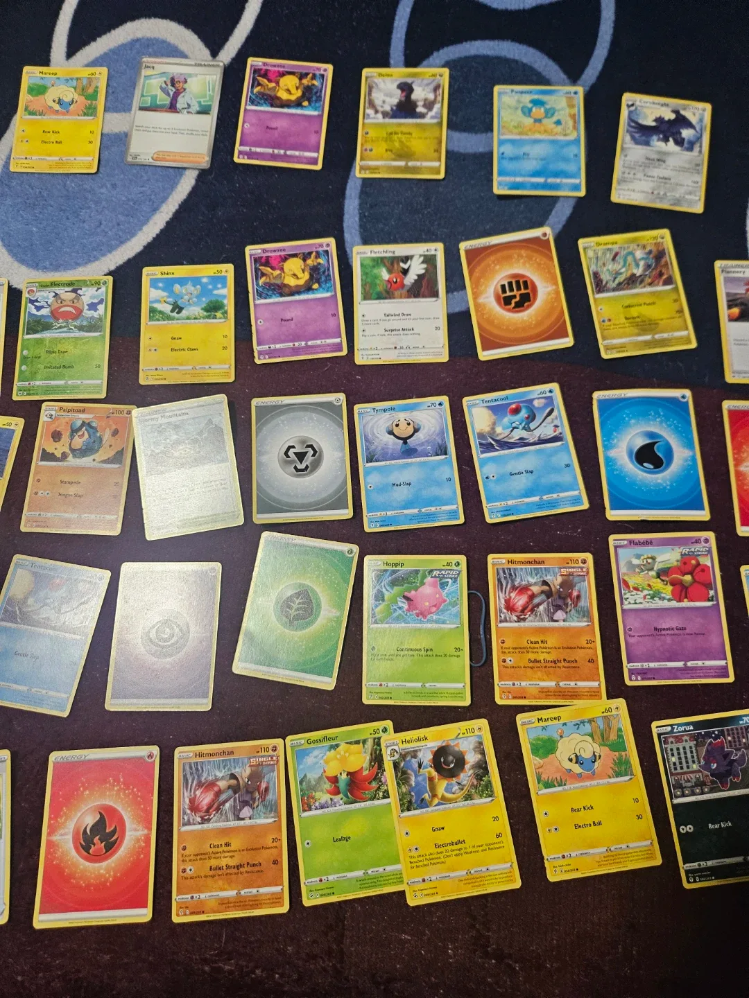 Pokémon Trading Cards - Assorted Collection image indicator(3)