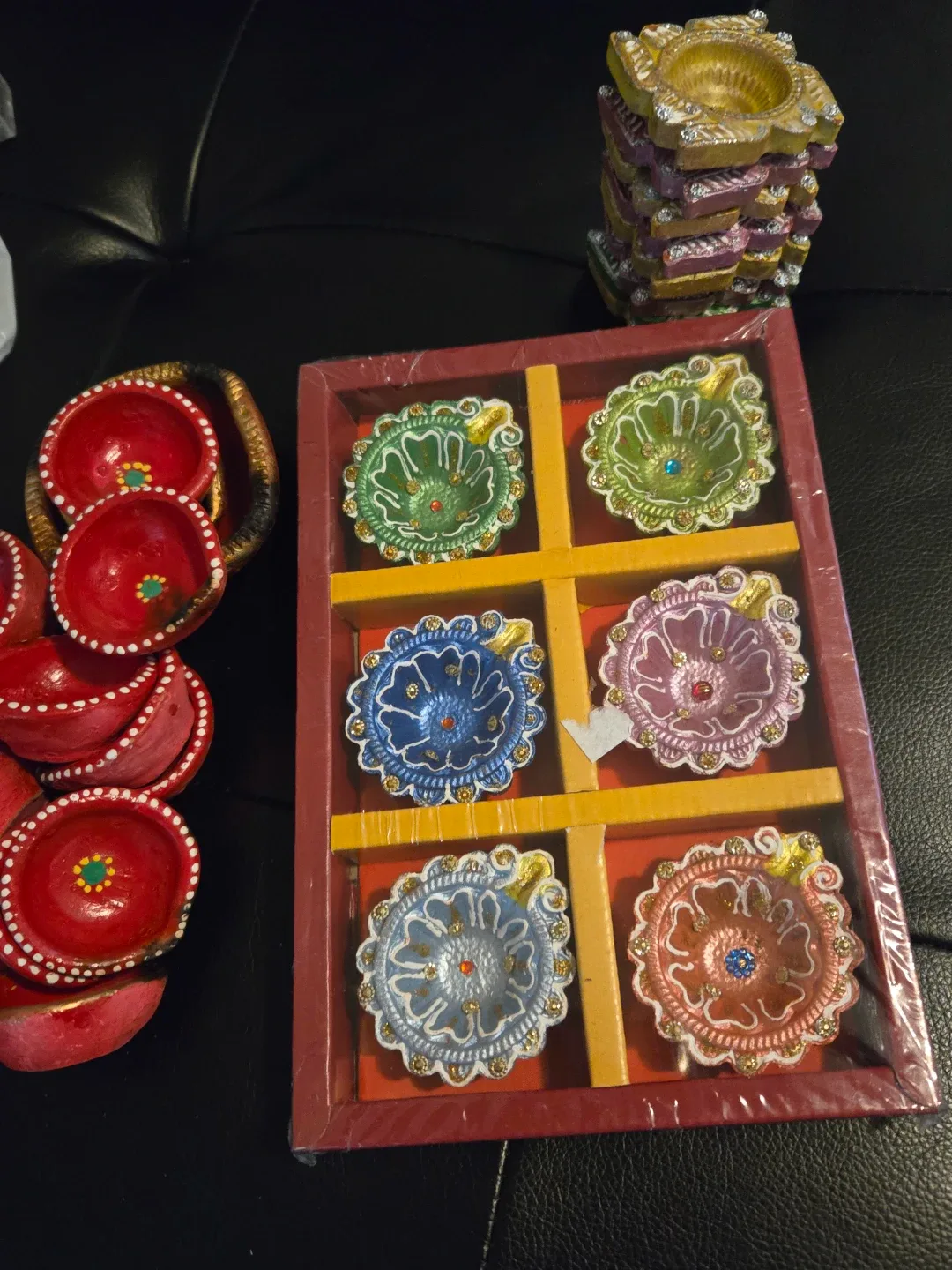 Diwali Decorative Oil Lamps image indicator(2)