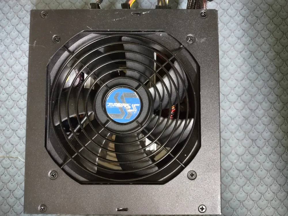 #cleanout Seasonic SS-620GM Active PFC F3 Power Supply