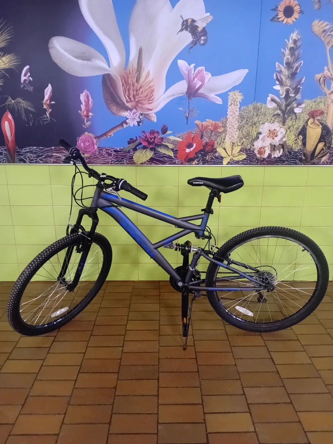 Supercycle Full Suspension Mountain Bike