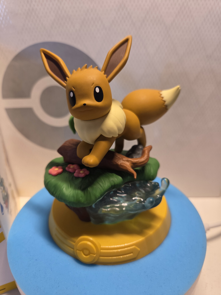 Funism Pokemon Eevee Figure MX2045 - photo 2