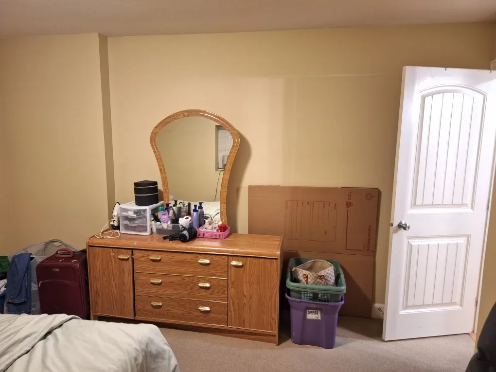 2 bedroom basement suite for rent in newton surrey image indicator(7)