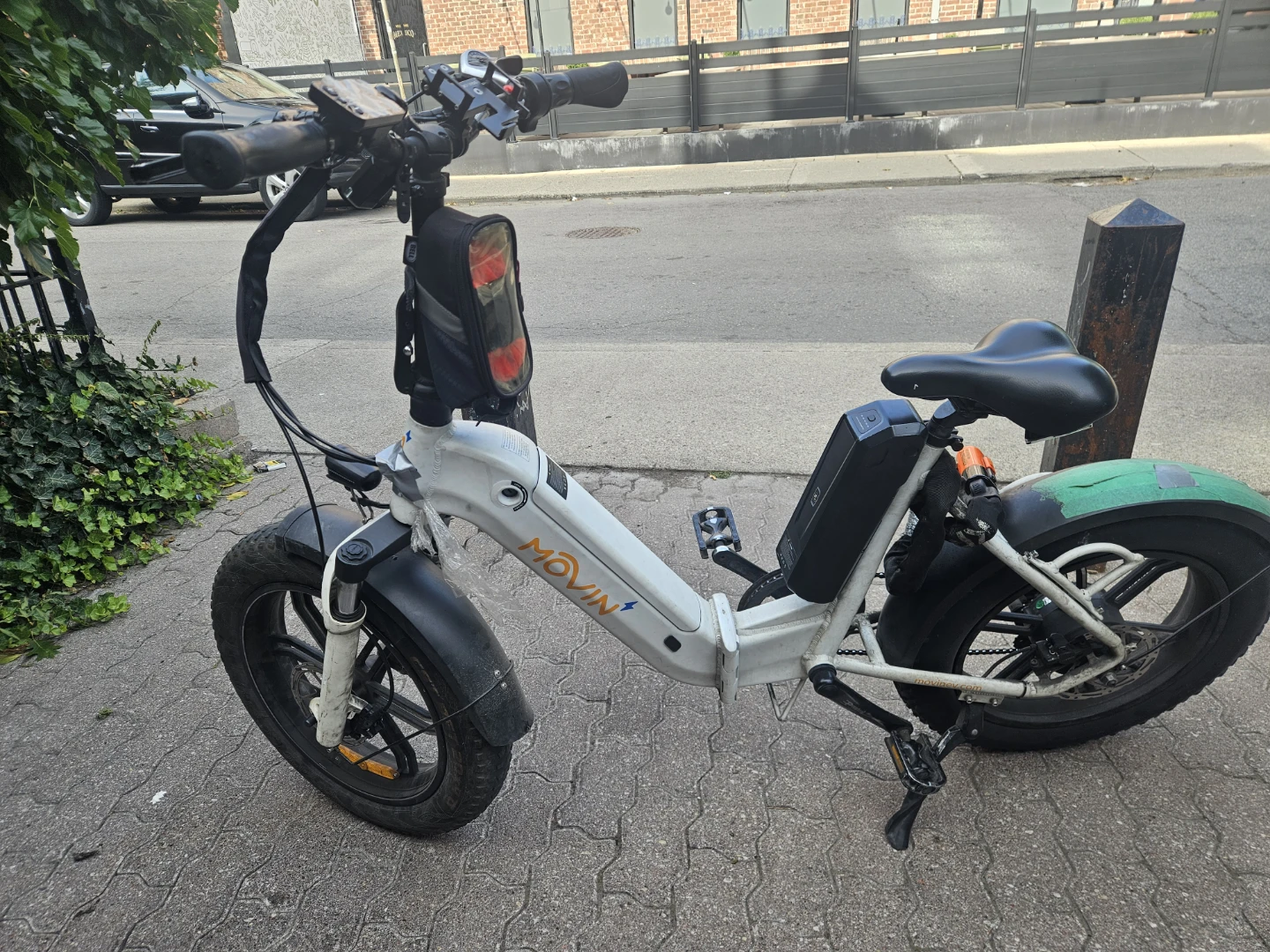 Movin Electric Bike - photo 2