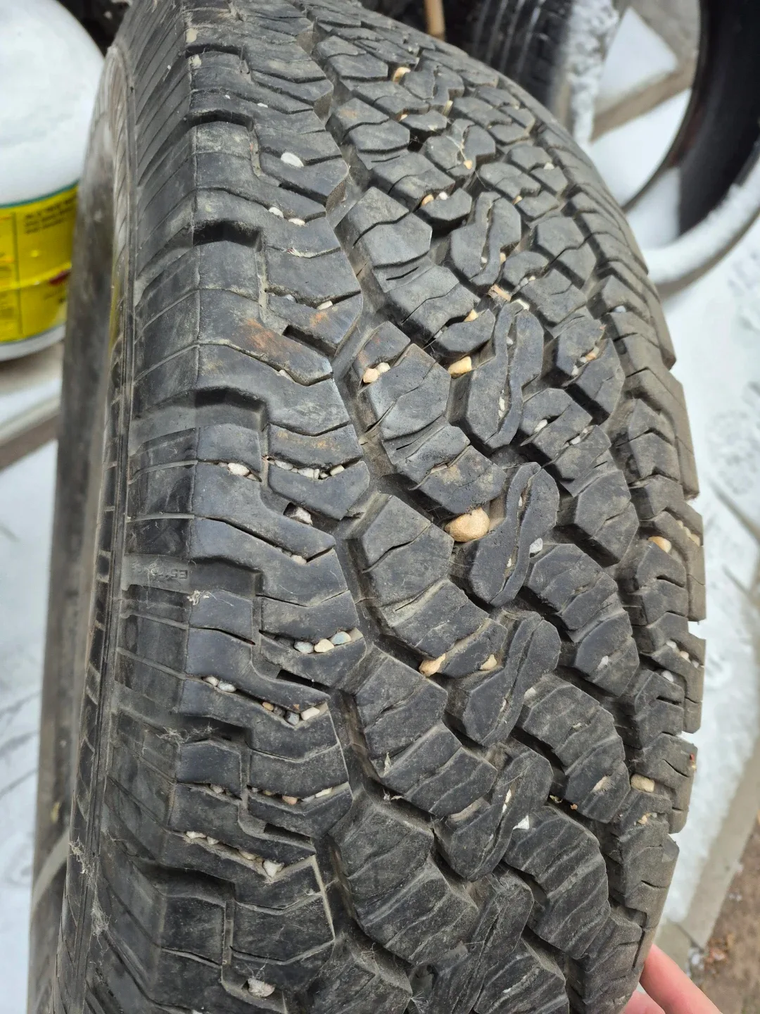 BFGoodrich LT265/75R16 one Tire image indicator(3)