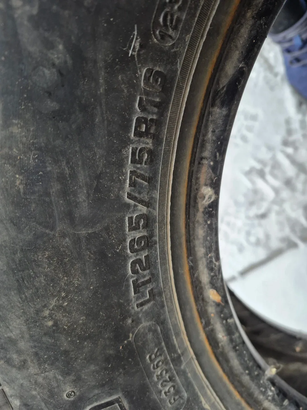 BFGoodrich LT265/75R16 one Tire image indicator(5)