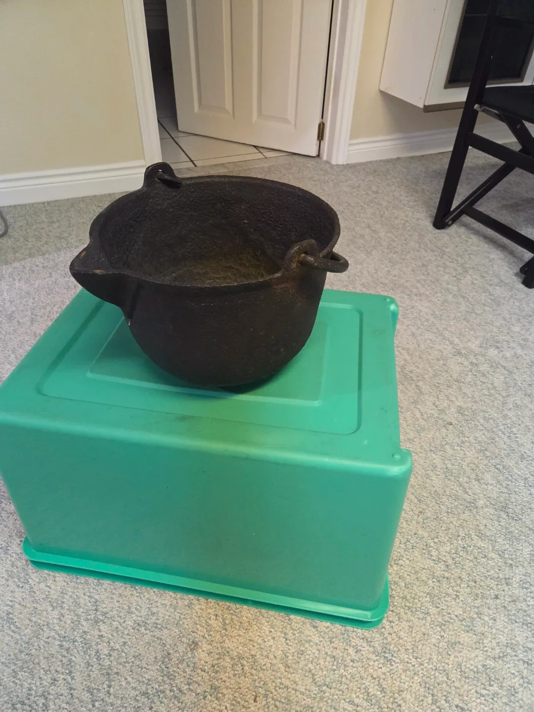 # Cleanout  Cast Iron Cauldron Pot