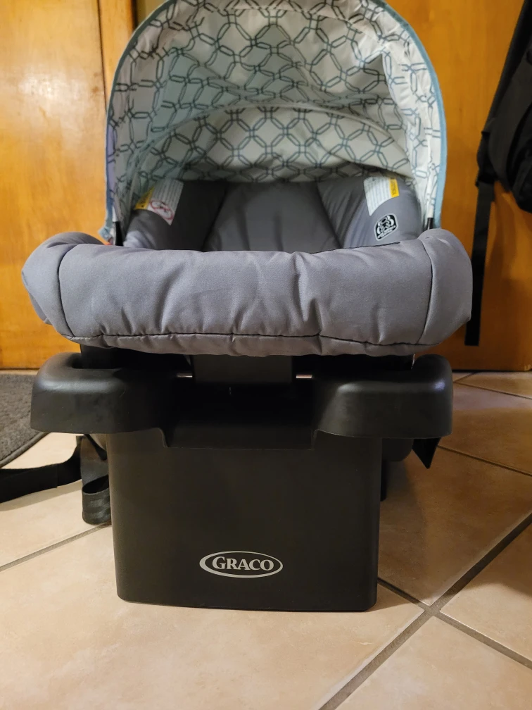 Graco SnugRide 30 Infant Car Seat - photo 5