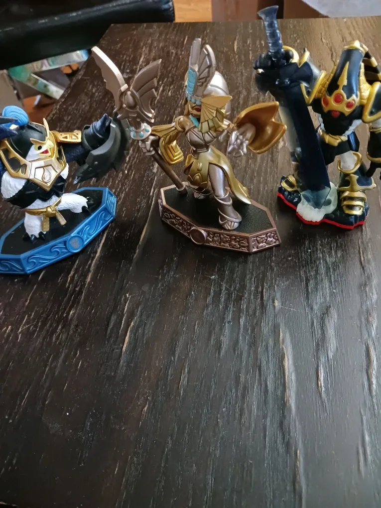Skylanders Figures