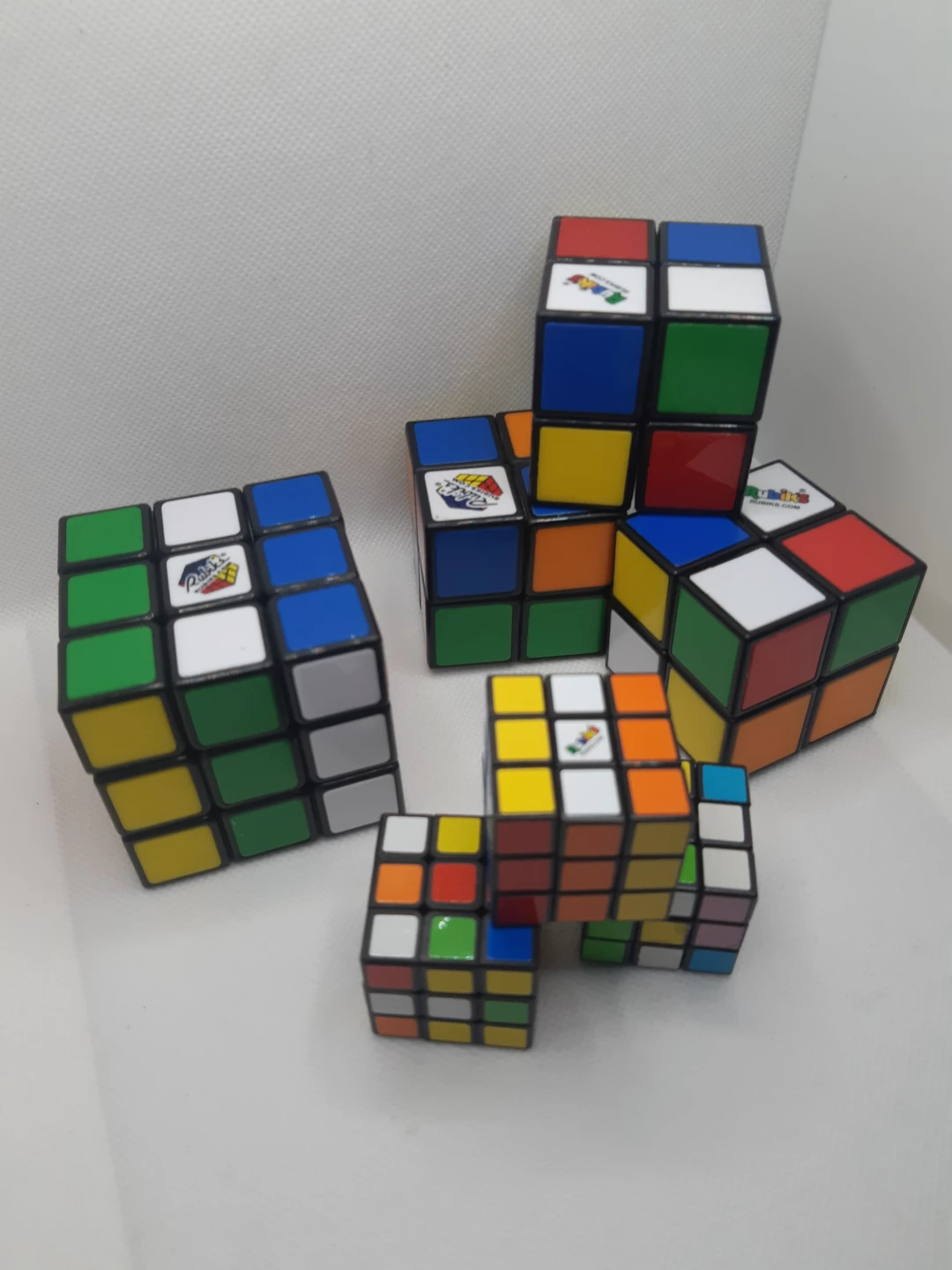 Rubik's cubes bundle (set of 7)