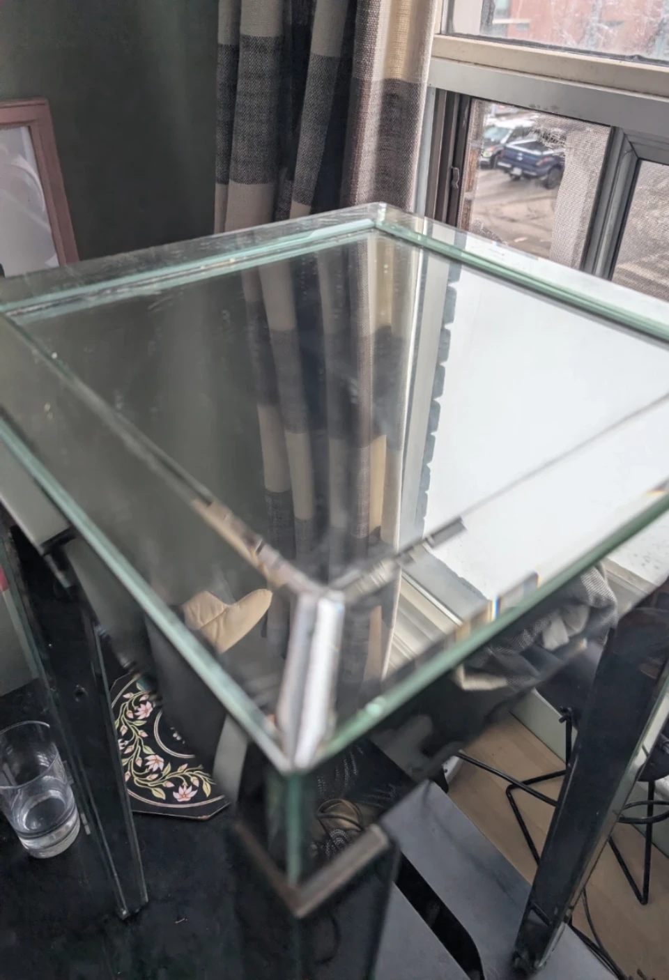 Bevelled Mirrored Accent Table - photo 3