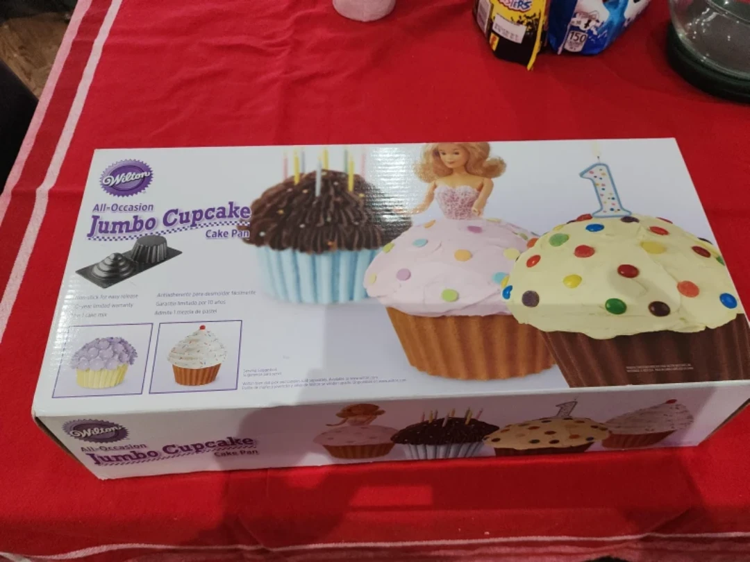 Wilton All-Occasion Jumbo Cupcake Cake Pan - New!  #cleanout