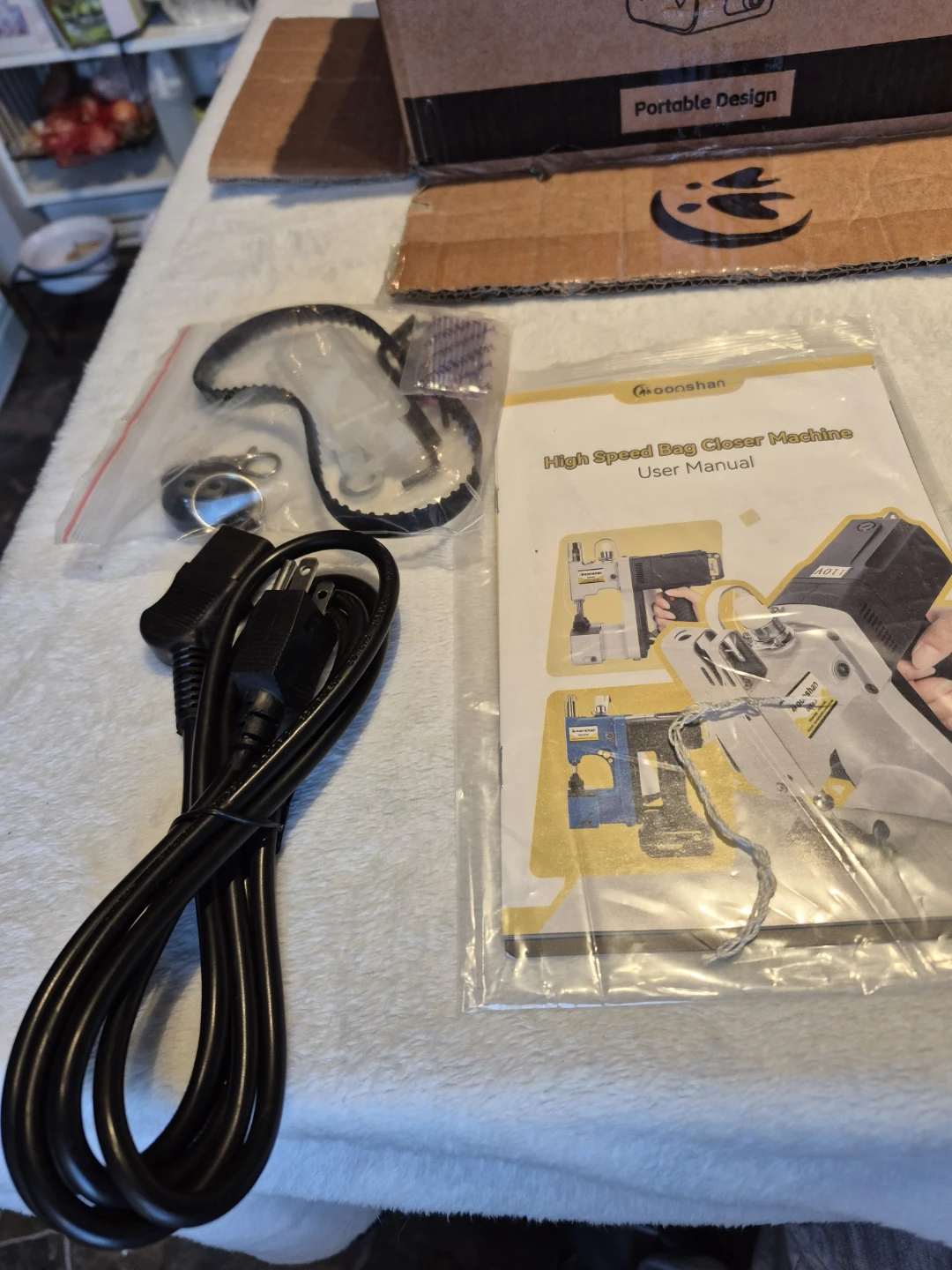 Bag Closer Sewing Machine - New! - photo 5