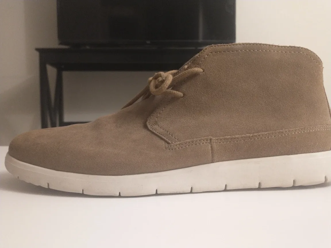 UGG Men's Chukka Boots, Size 11
