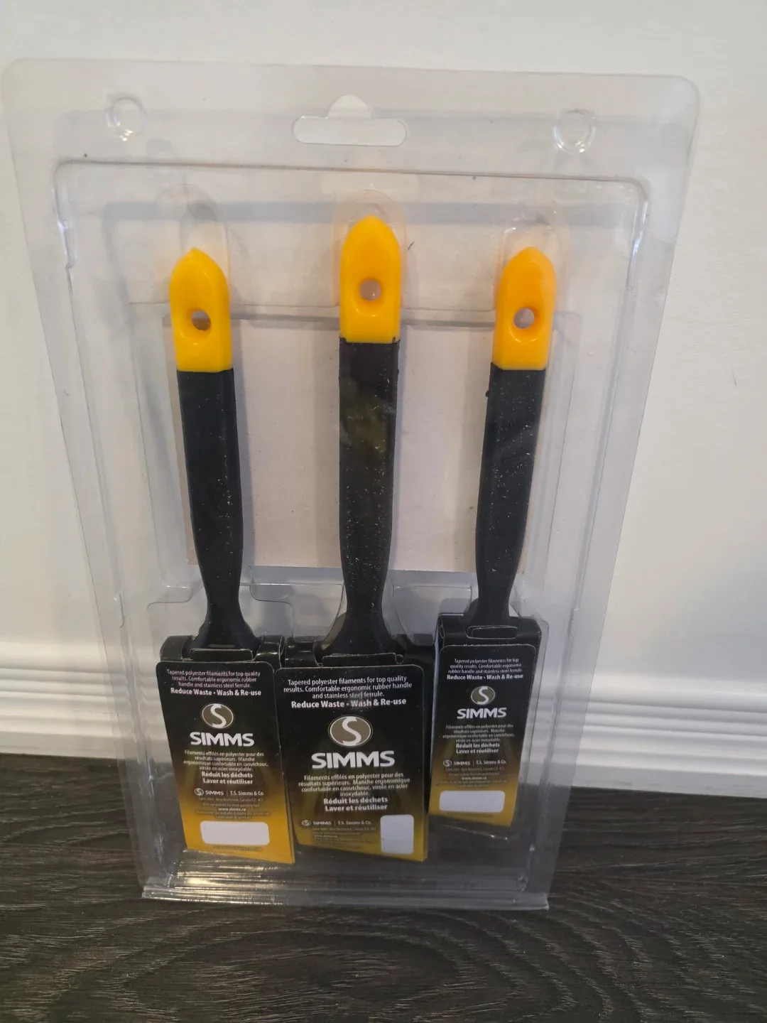 New Simms Ultra Grip Paint Brush 3-Pack image indicator(2)