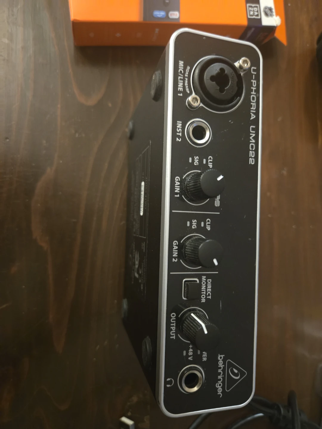 Behringer U-PHORIA UMC22 Audio Interface