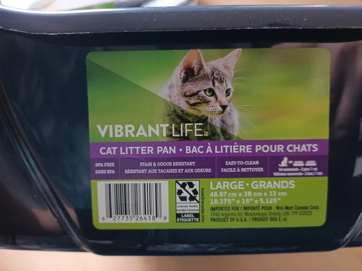 Petstore Laser Toy & Vibrant Life Cat Litter Pan image indicator(2)